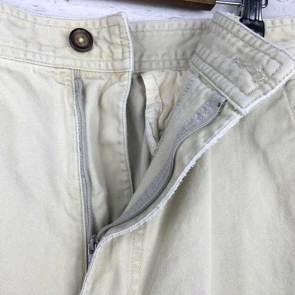 Tommy Hilfiger Mens Cargo Shorts 34 to 36 Pockets Beige 100% Cotton Flag Logo - Picture 9 of 9